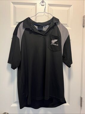 Wild Kiwi New Zealand Black & Gray Polo Shirt with Fern Logo